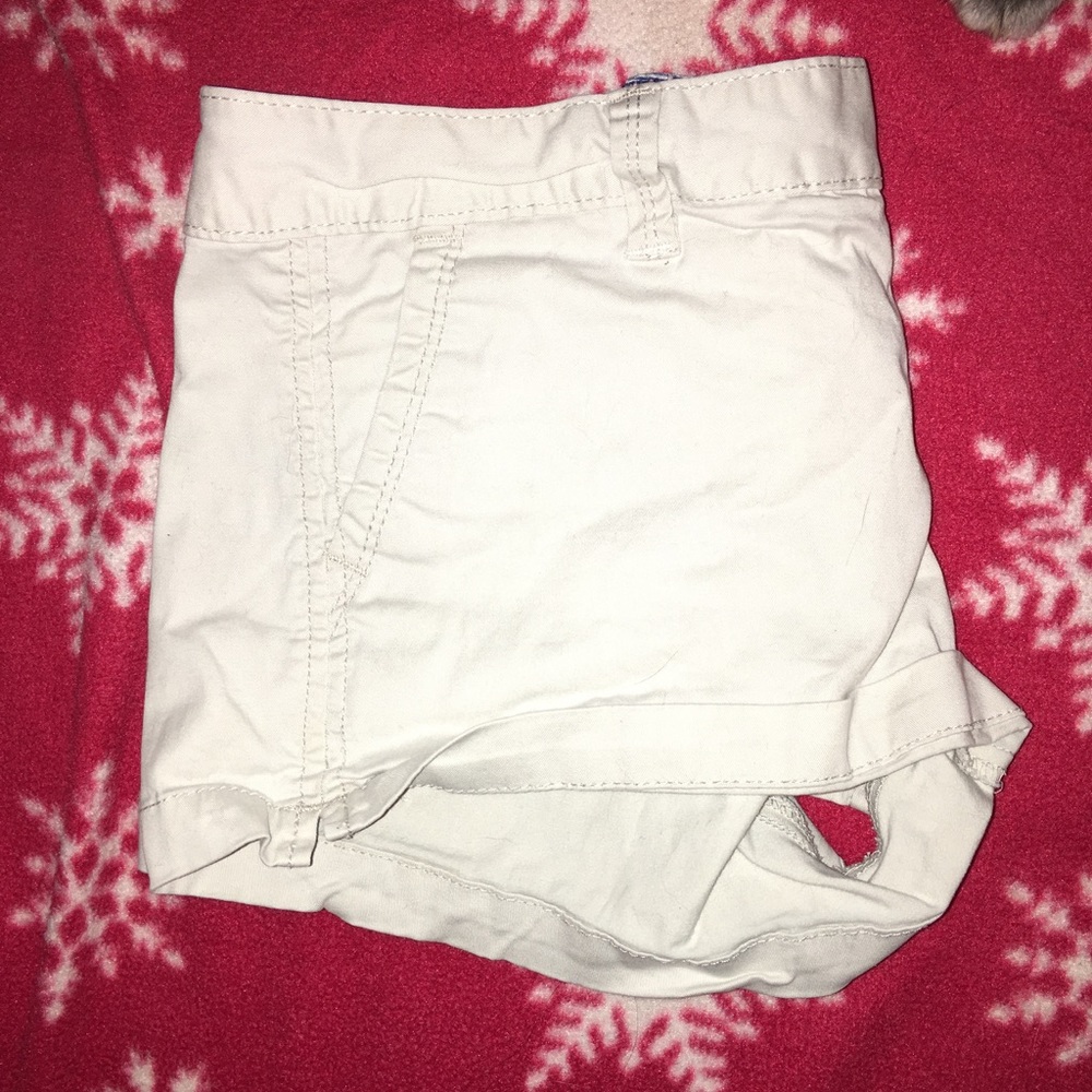 **PRICES NEGOTIABLE** beige khaki shorts